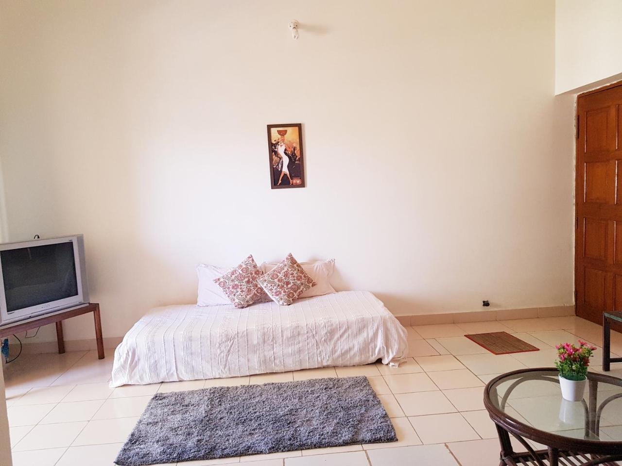 1 Bedroom Spacious Apartment In カラングート エクステリア 写真