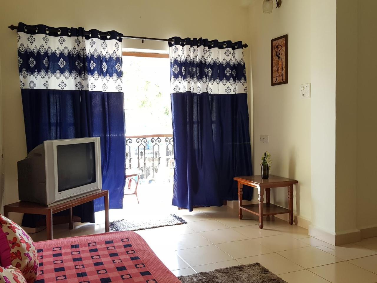 1 Bedroom Spacious Apartment In カラングート エクステリア 写真